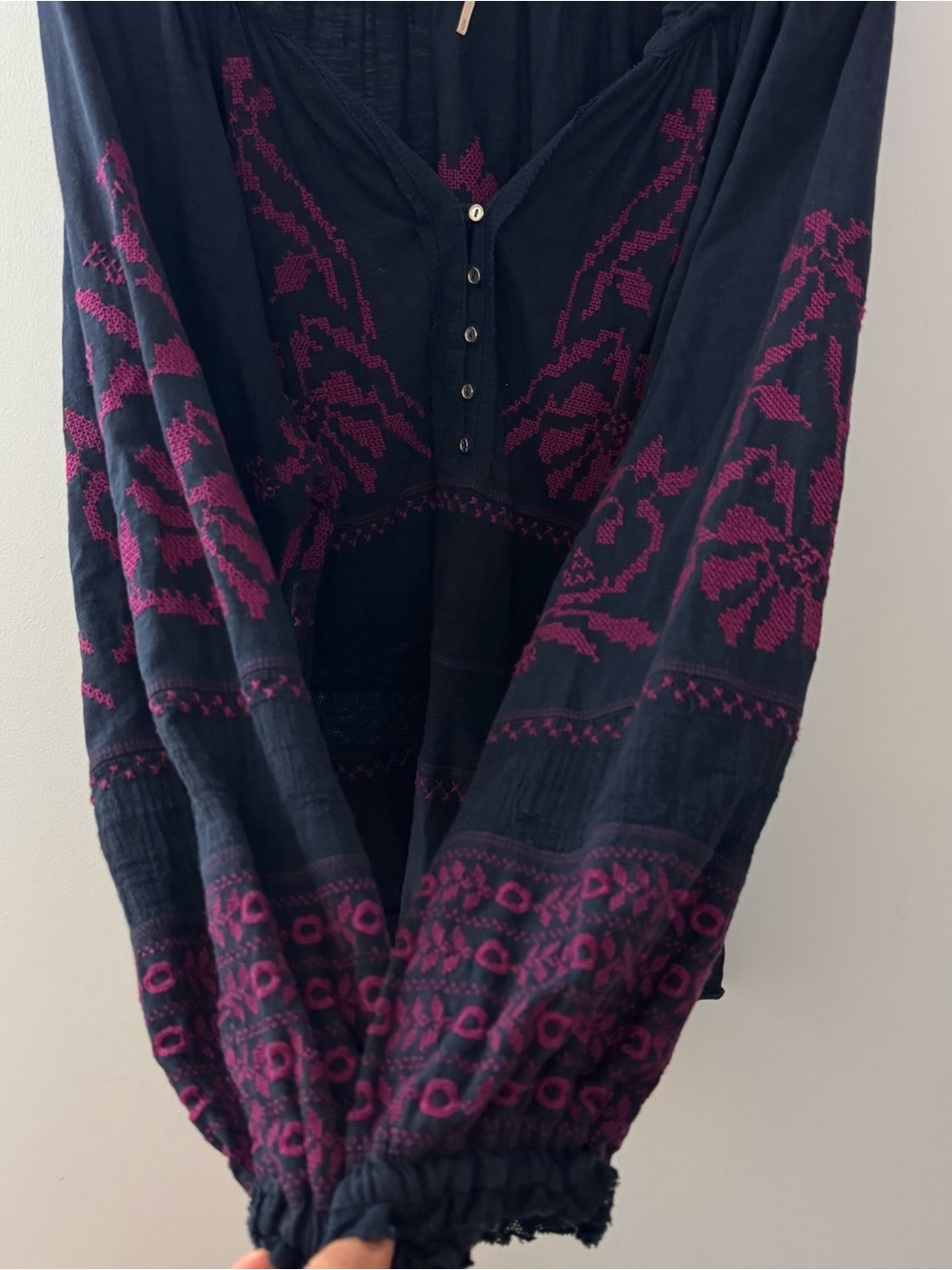 Free People "Persuasion" top Navy with Magenta size S/P - Picture 8 of 9